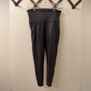 SPANX Faux Leather Leggings Black - Size Large (L) - Excellent Condition